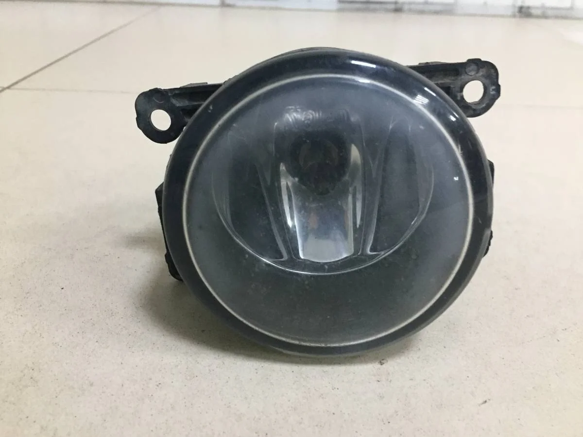 Фара противотуманная Renault Sandero 2009-2014