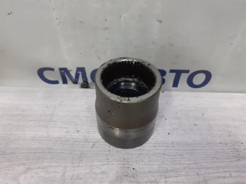 Втулка угловой передачи Volvo Xc70 30787669 XC70 3.2