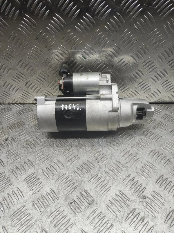 Стартер Infiniti Fx 23300AR000 S50 VK45DE