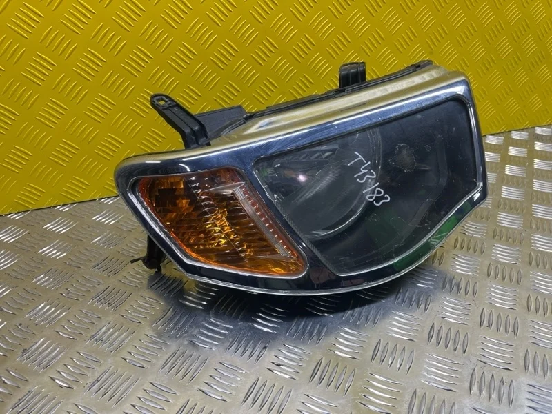 Фара правая Mitsubishi L200 (2006-2015)