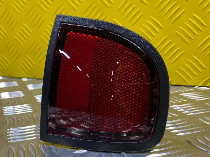 Катафот Mitsubishi L200 (2006-2015) 2010
