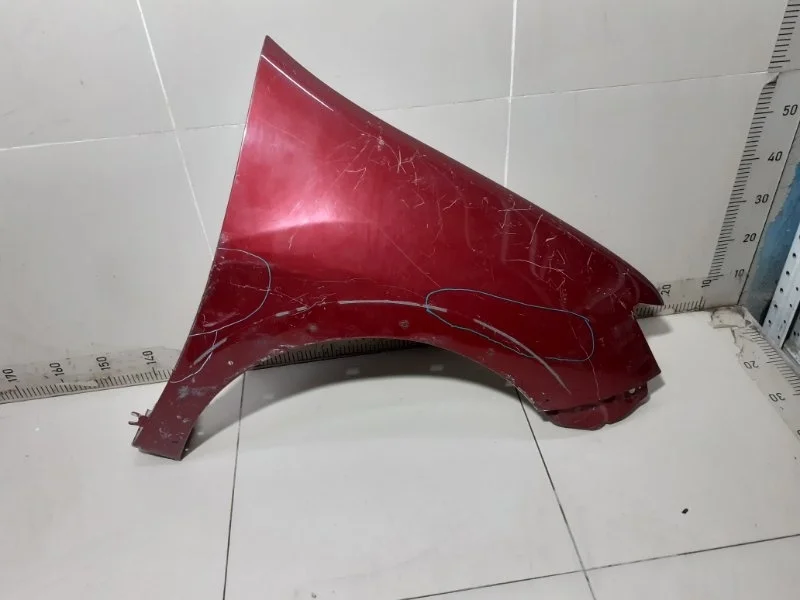 Крыло переднее правое Renault Sandero 2