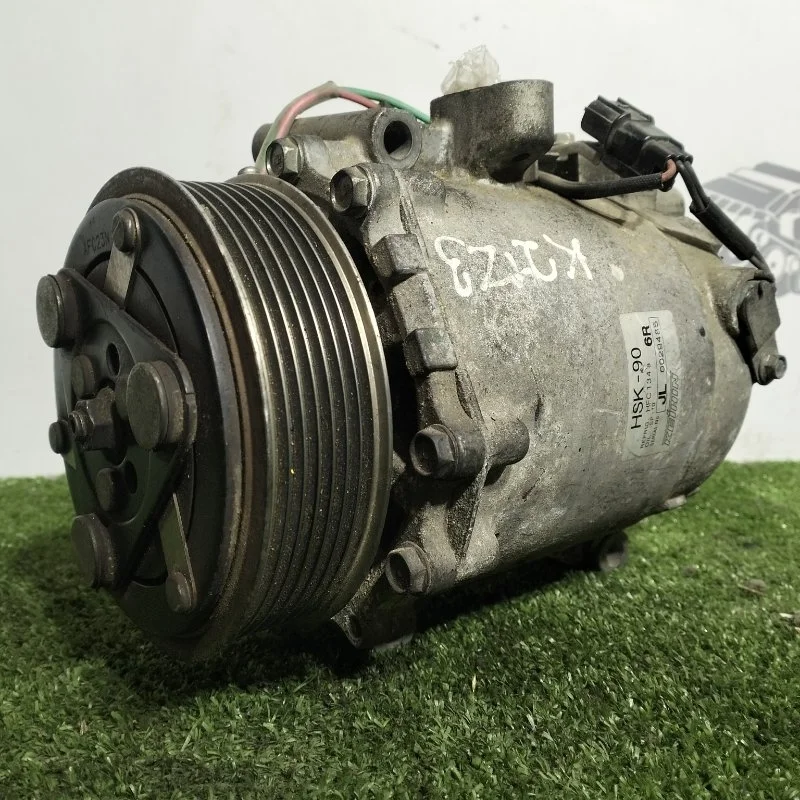 Компрессор кондиционера Honda Accord