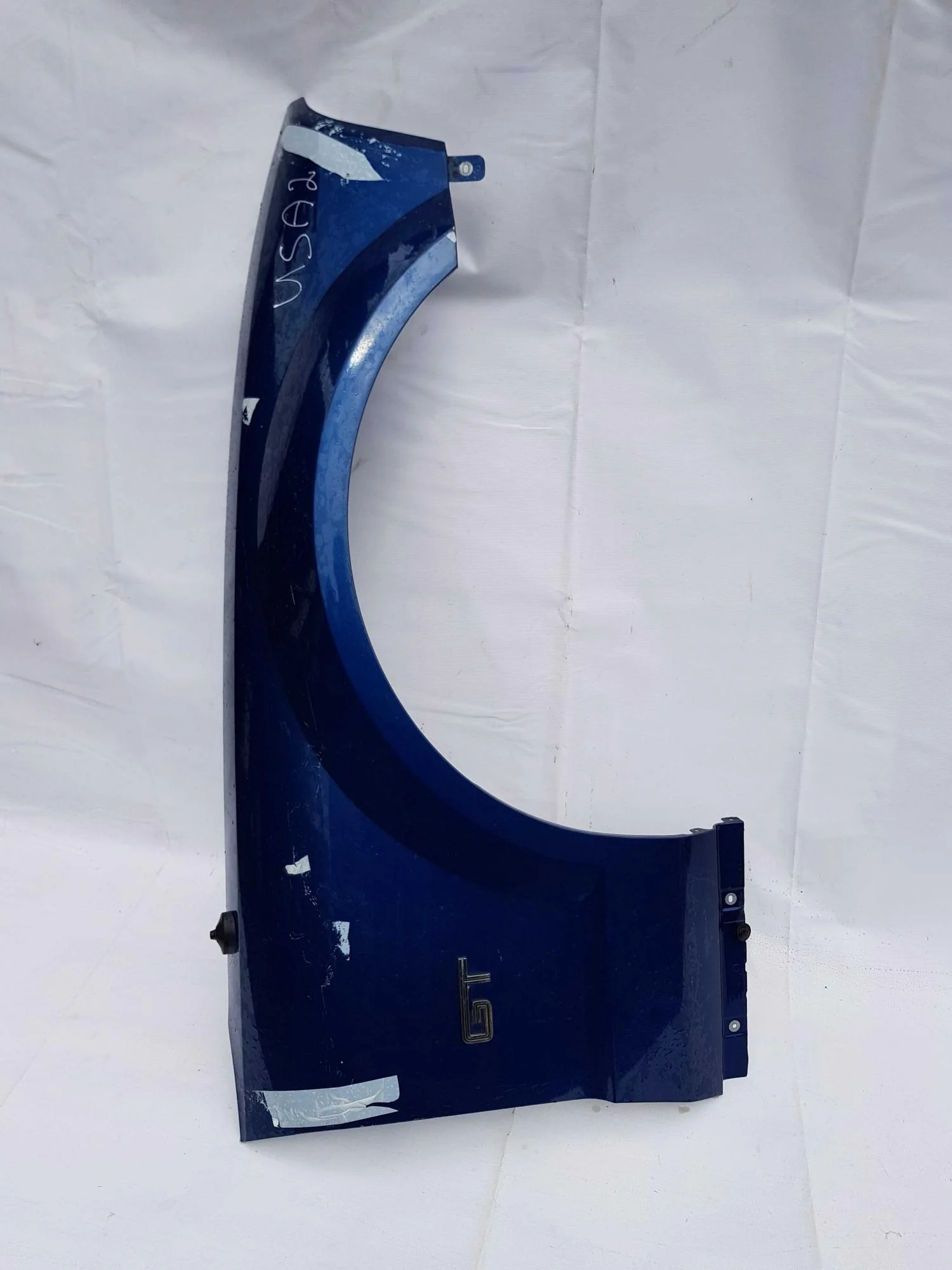 Крыло переднее правое Ford Mustang 5R3Z 160 100132
