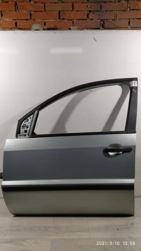 Дверь передняя левая Ford Fusion (01-12)