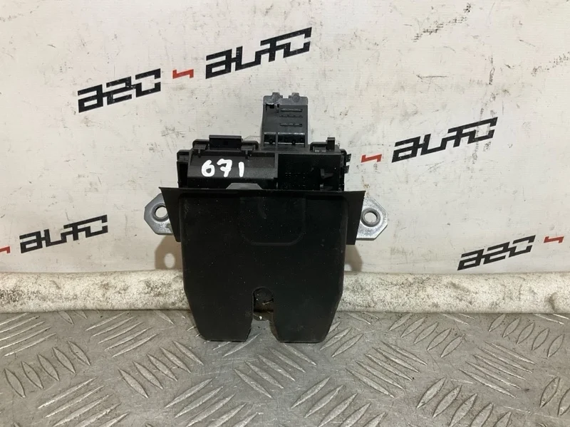 Замок багажника Ford Focus 1920840 3