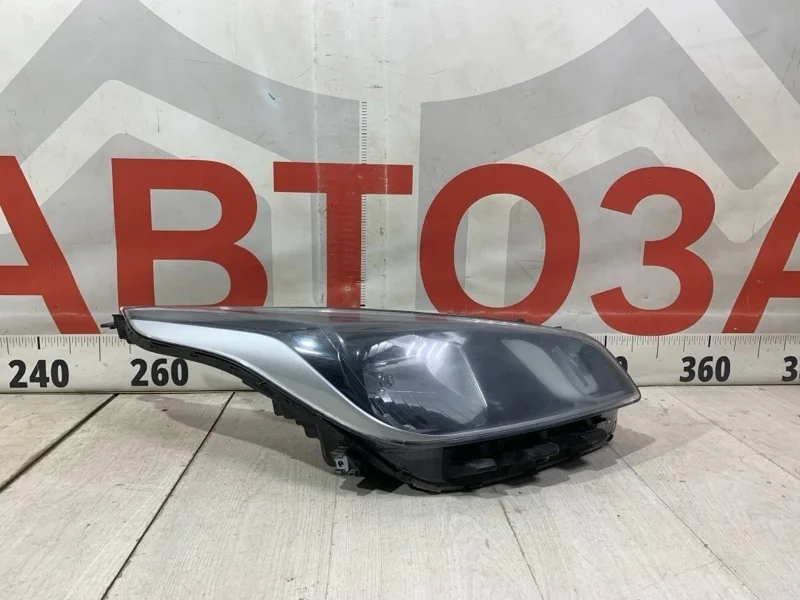 Фара передняя правая Kia Rio 4 FB 2016-2020