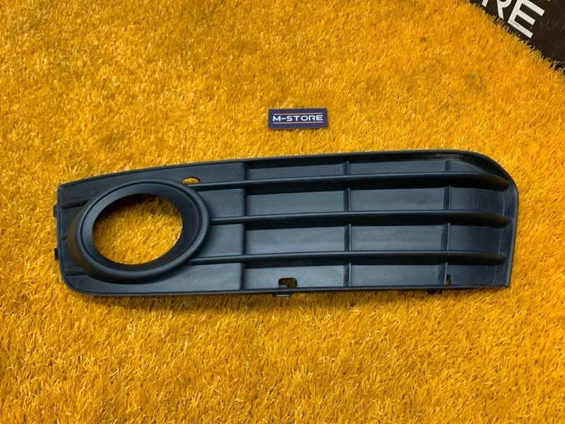 Оправа туманки Audi A4 2008 B8/8K