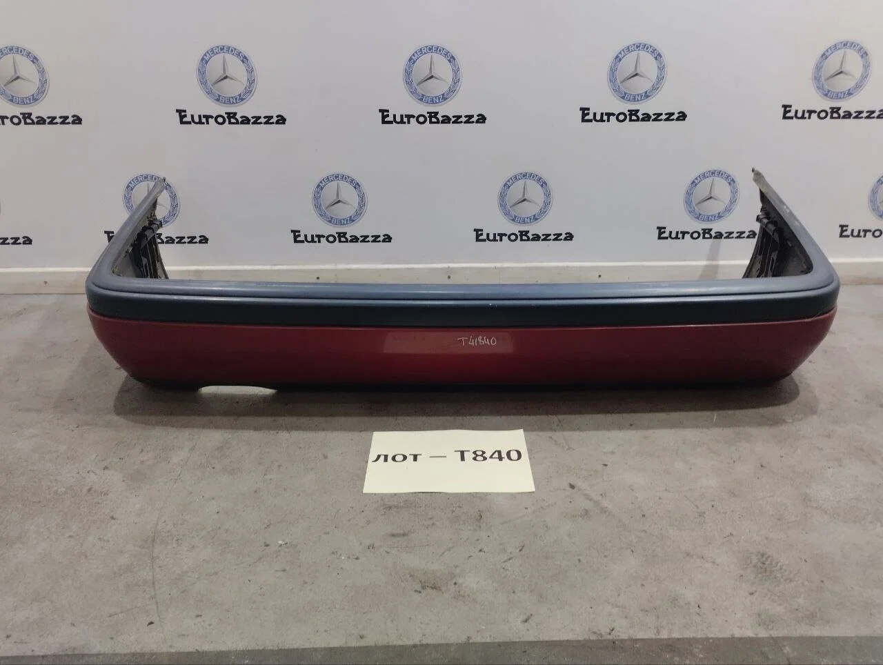 Бампер задний Mercedes W202