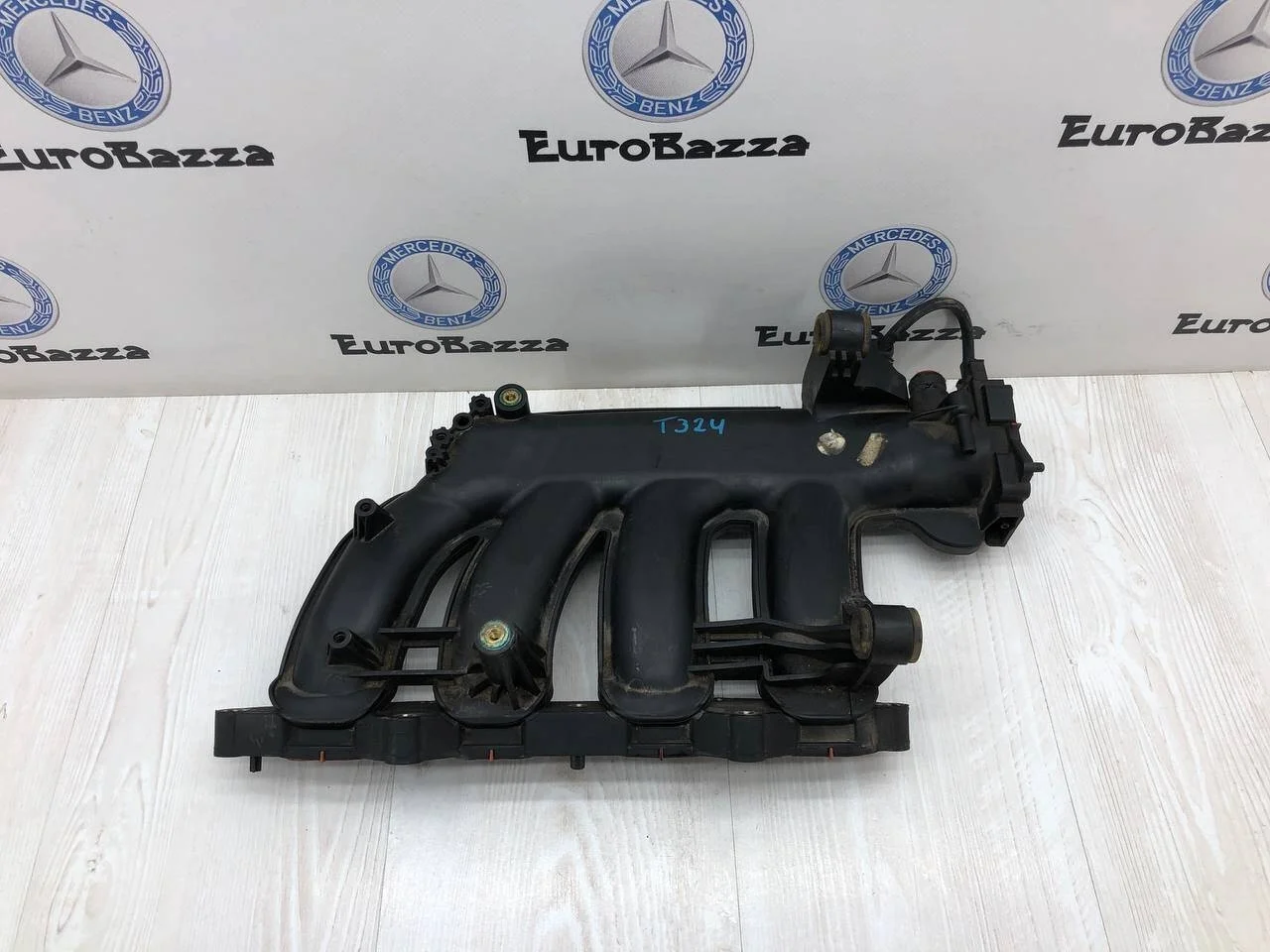 Впускной коллектор Mercedes М271