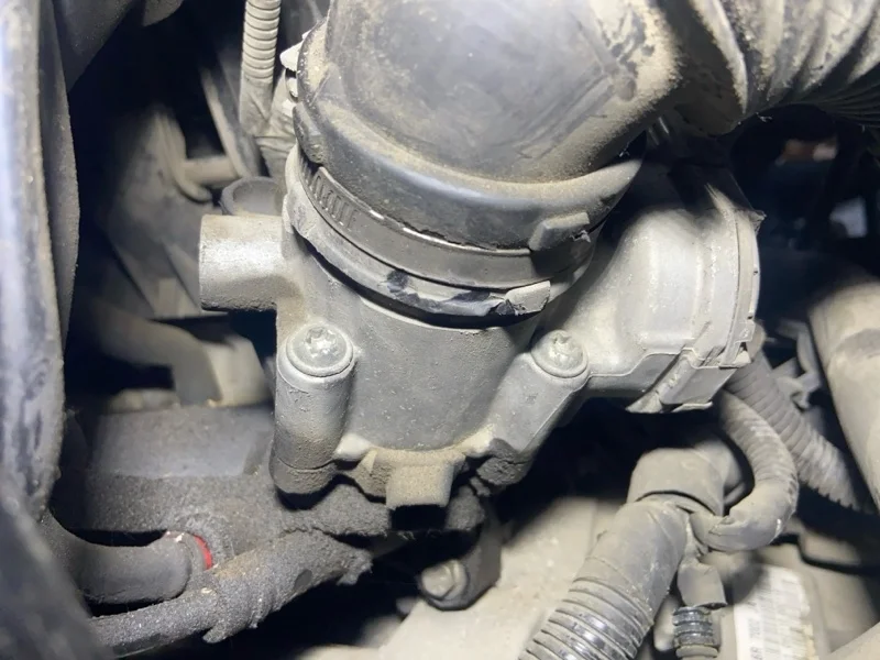 Дроссельная заслонка Ford Fiesta (08-12) ХЭТЧБЕК 5