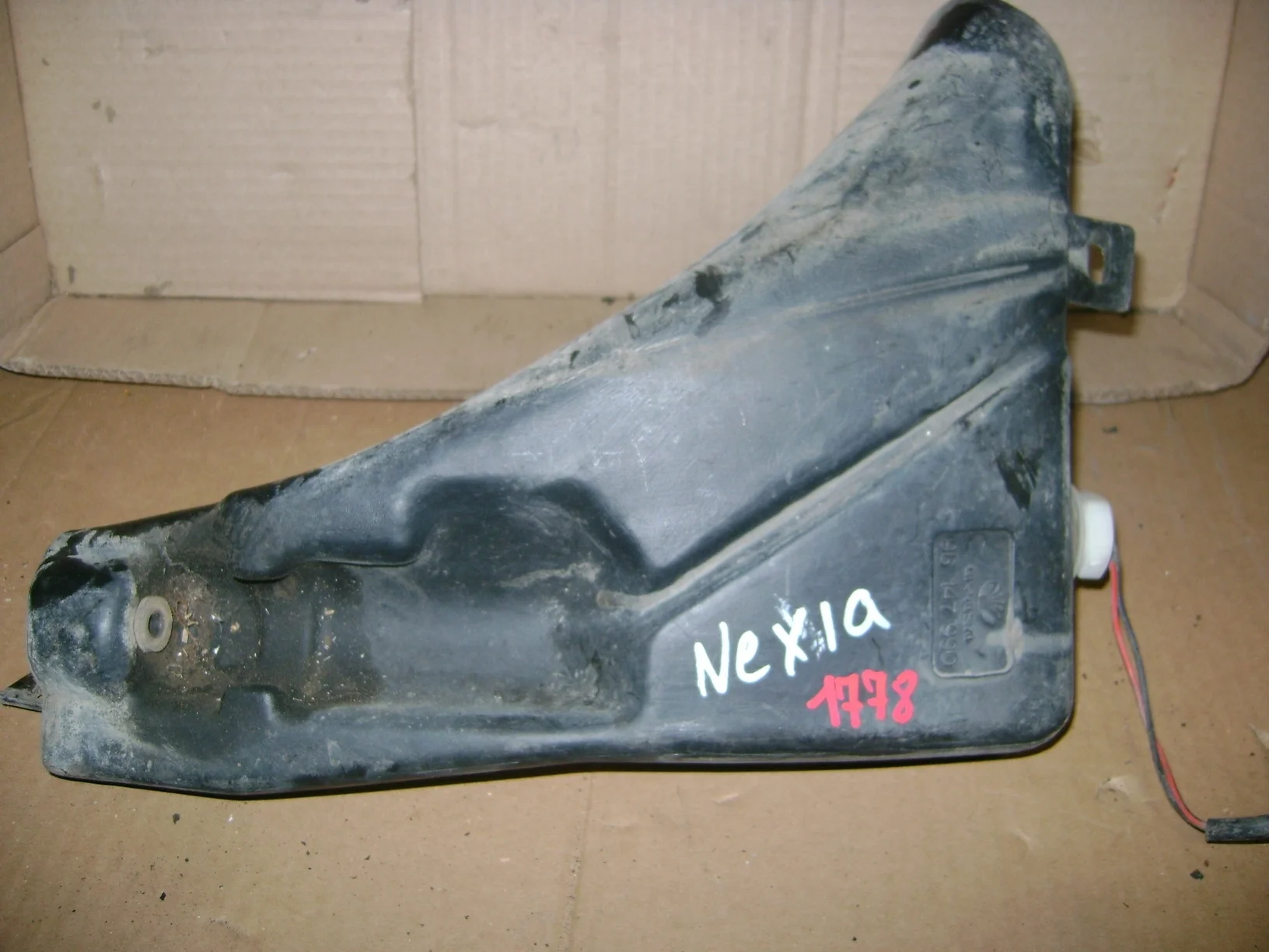 Бачок омывателя лобового стекла Daewoo Nexia 1995-2016