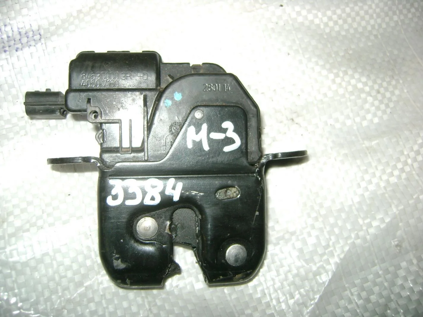 замок багажника Renault Megane III 2008-2016