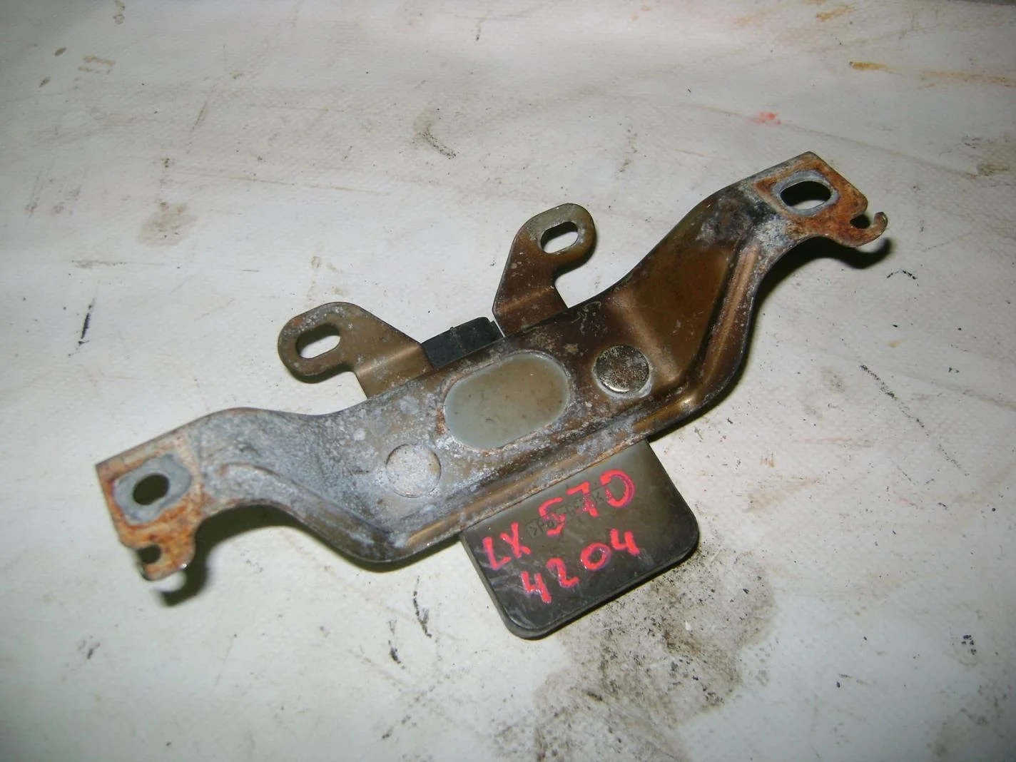 датчик курсовой устойчивости Toyota Land Cruiser 200 2008-2021