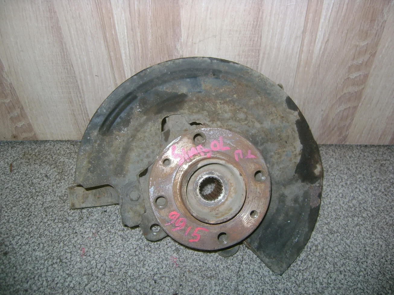 кулак поворотный Renault Symbol I 1999-2008