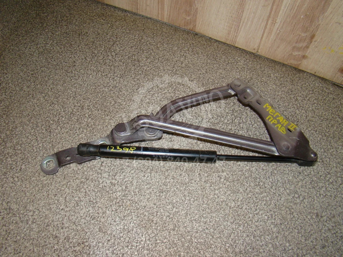 Петля крышки багажника Renault Megane II 2002-2009