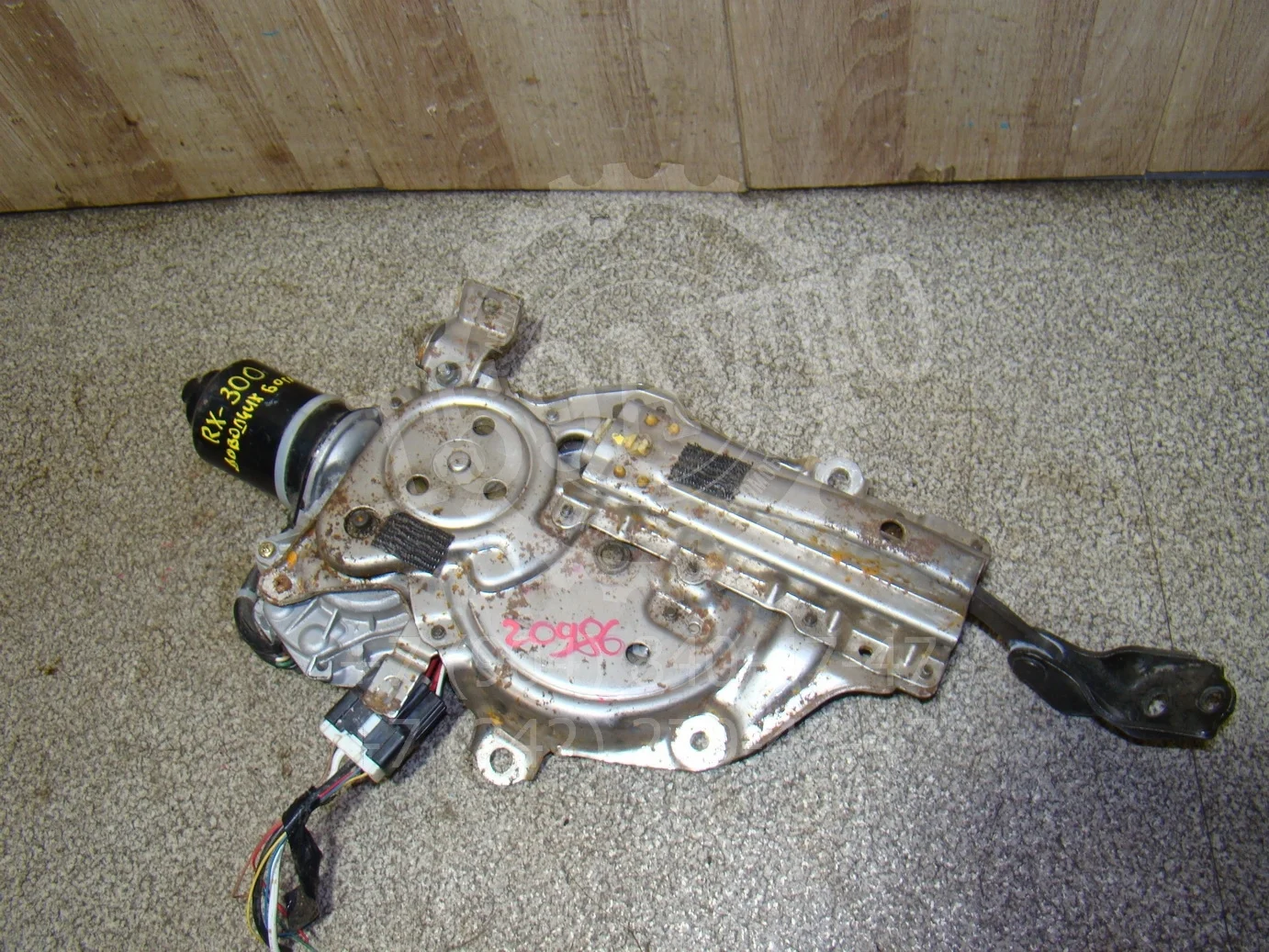 механизм подъема двери багажника Lexus RX 300/330/350/400h (XU30) 2003-2008