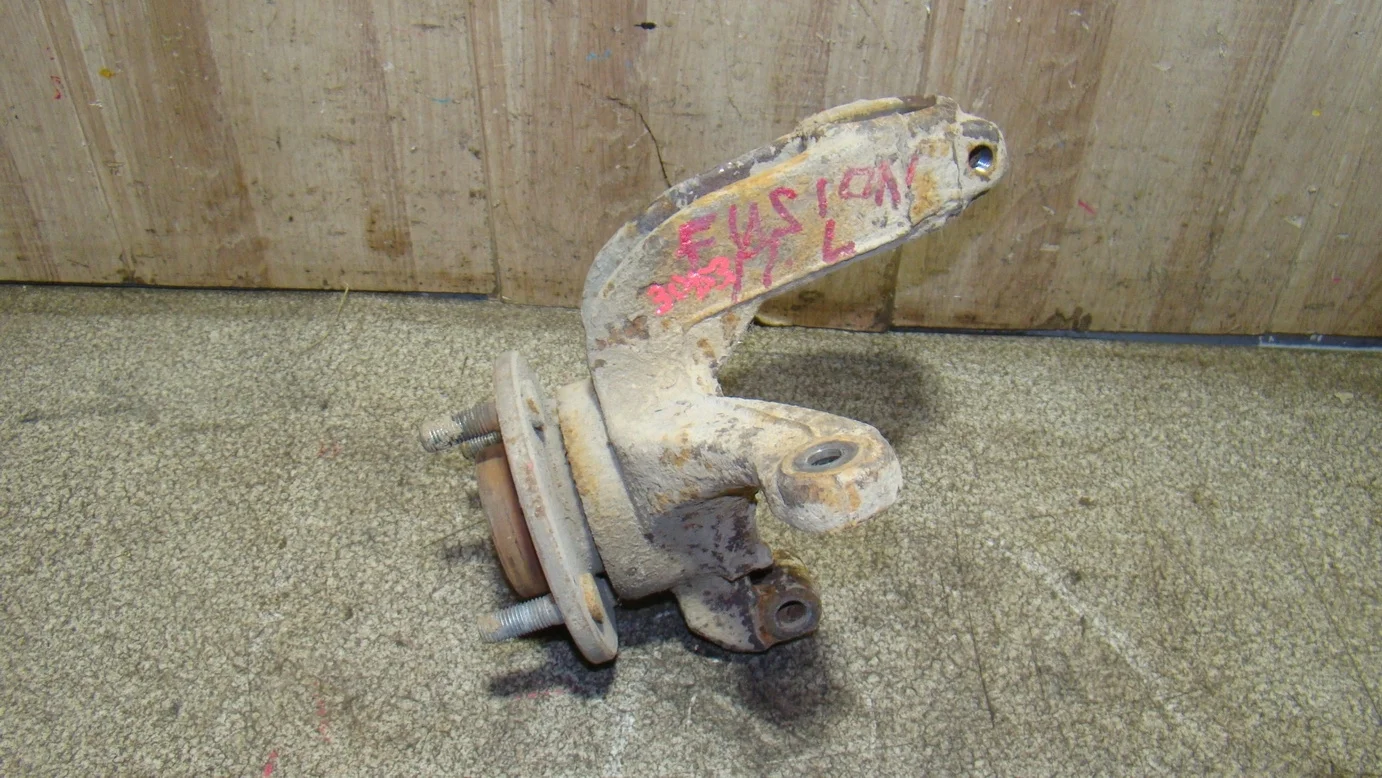 кулак поворотный Ford Fiesta V 2002-2008