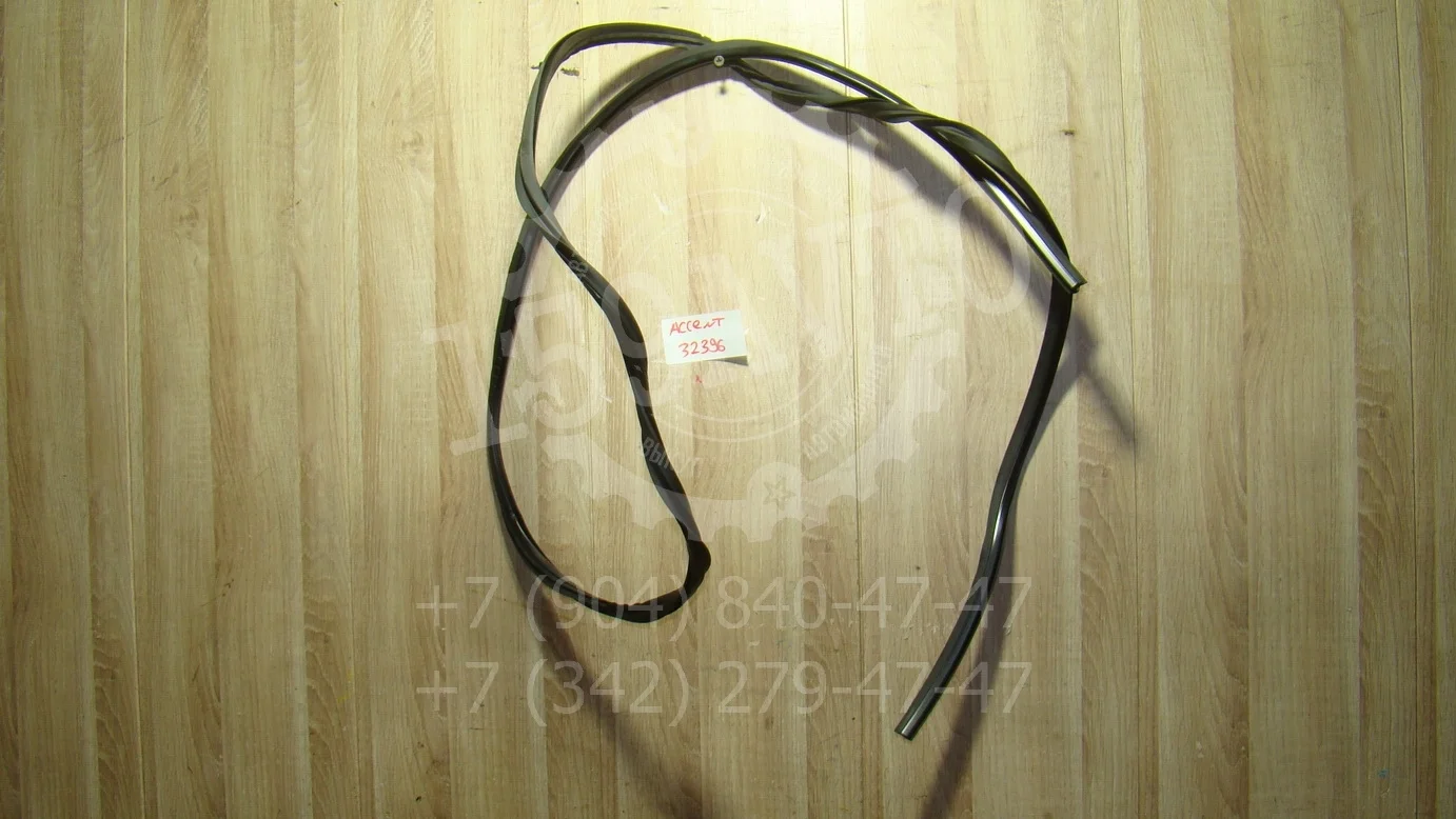 Молдинг лобового стекла Hyundai Accent (LC) (ТАГАЗ) 2000-2012