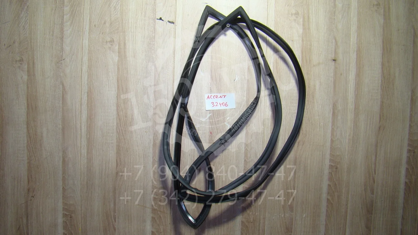 Молдинг лобового стекла Hyundai Accent (LC) (ТАГАЗ) 2000-2012