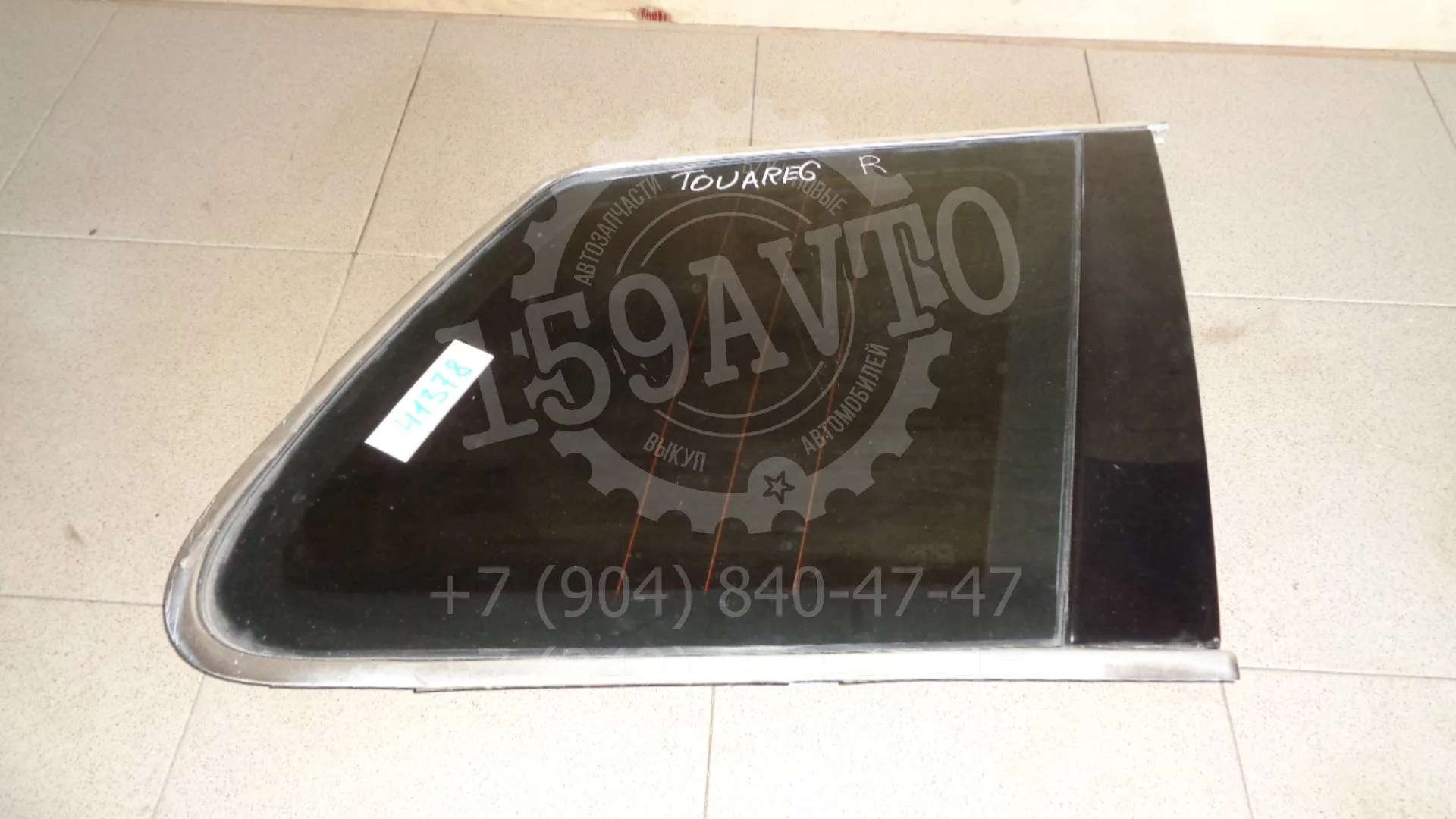 стекло кузовное глухое VW Touareg I (7L) 2002-2010