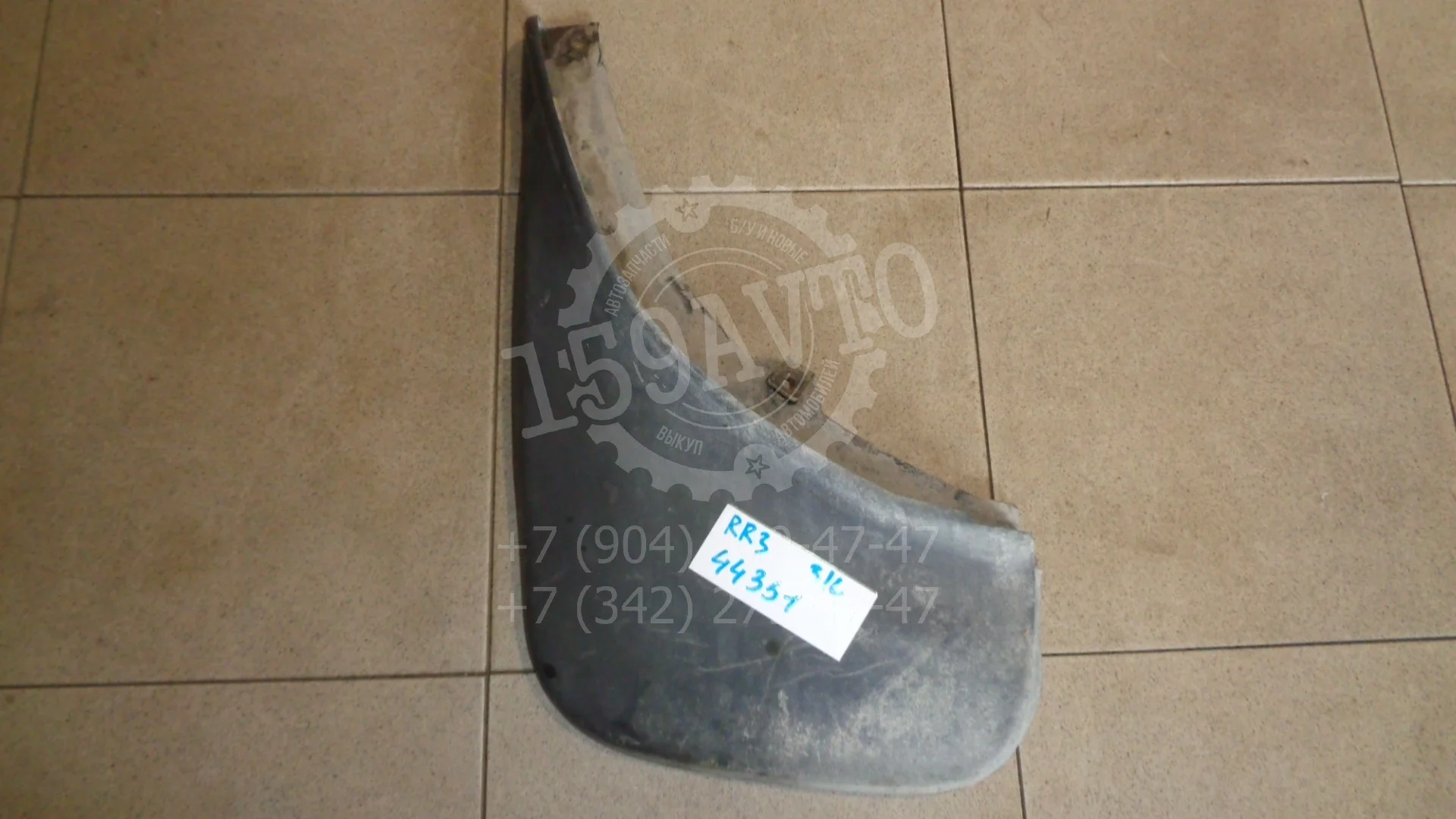 Брызговик задний левый Land Rover Range Rover III (L322) 2002-2012