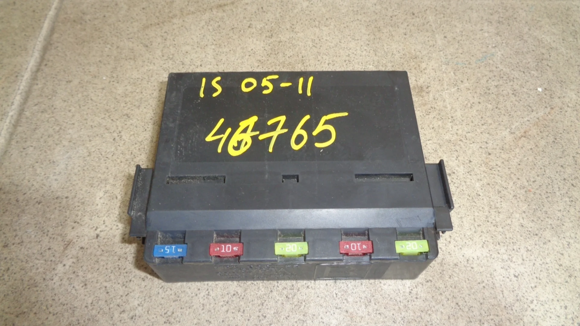блок электронный Lexus IS 200/220/250/300/350 (XE20) 2005-2013