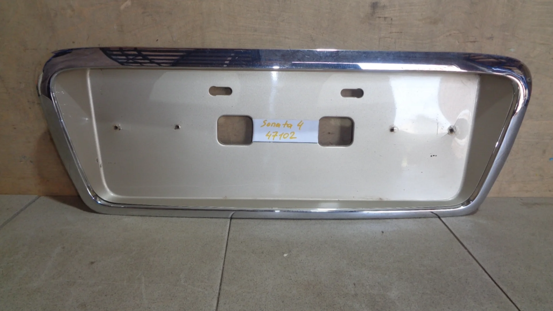 накладка крышки багажника Hyundai Sonata (EF) 1998-2012