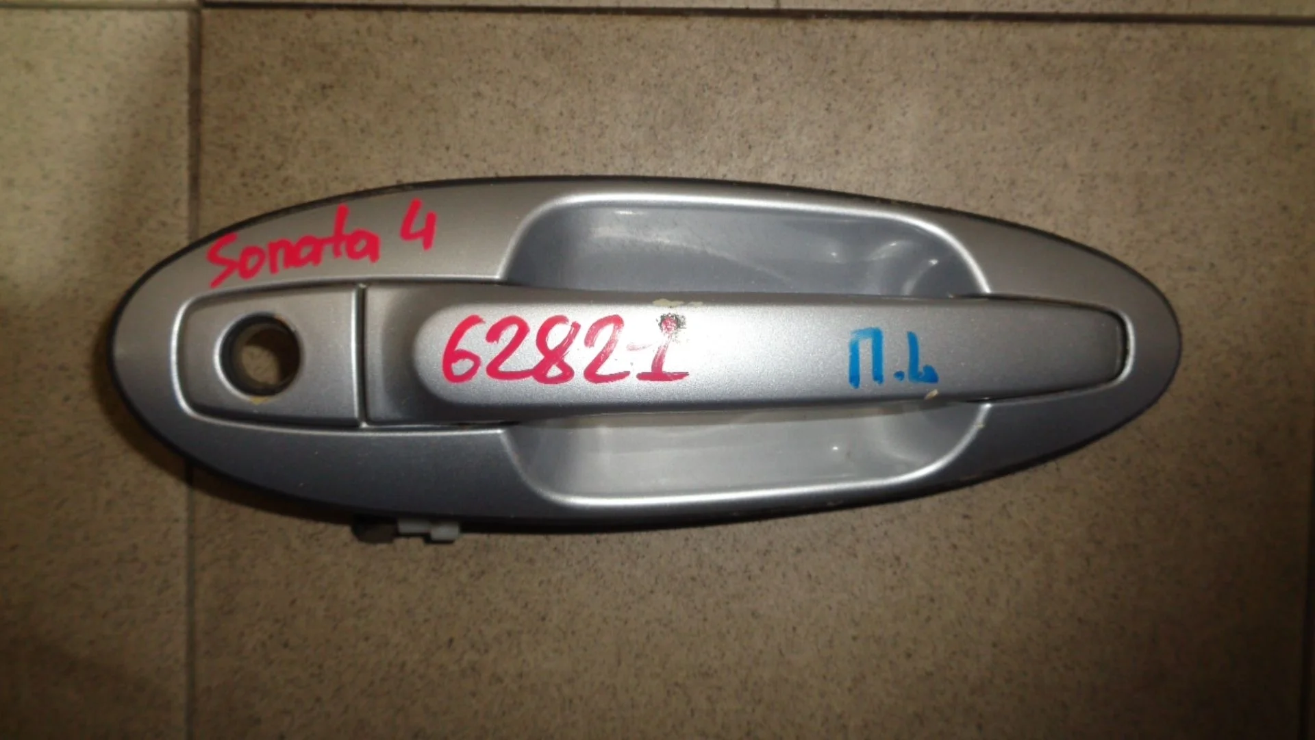 Ручка двери передней наружная левая Hyundai Sonata (EF) 1998-2012