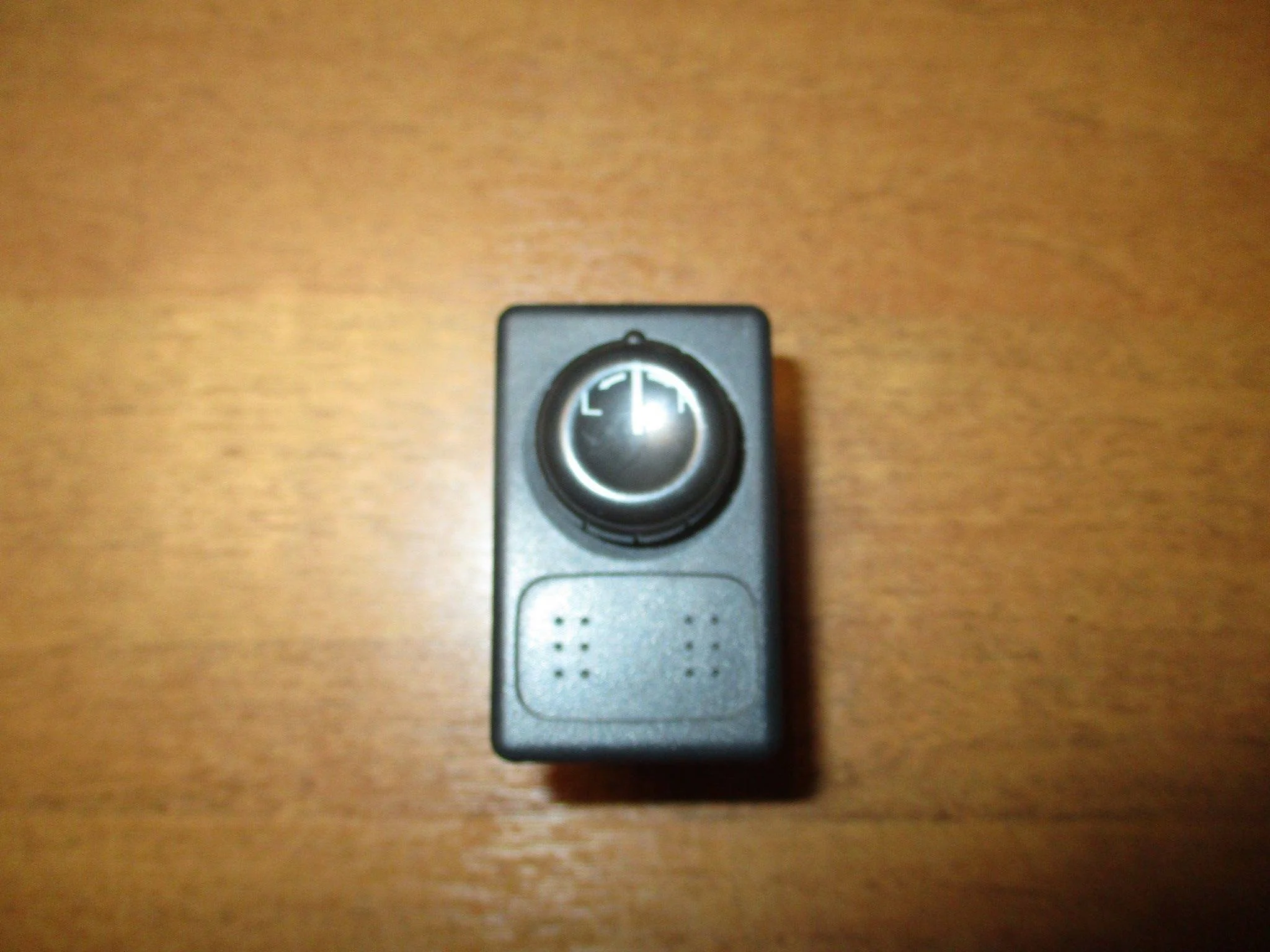 Переключатель регулировки зеркала Nissan X-Trail (T30) 2000-2007