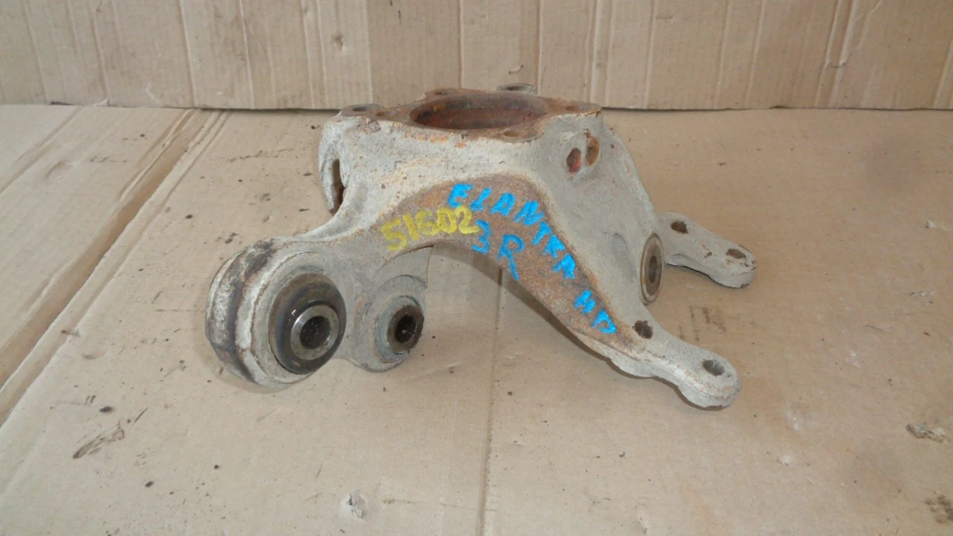 кулак поворотный Hyundai Elantra (HD) 2006-2010