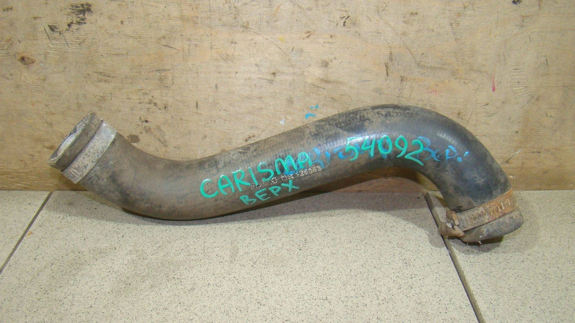 патрубок радиатора Mitsubishi Carisma (DA) 1995-2003