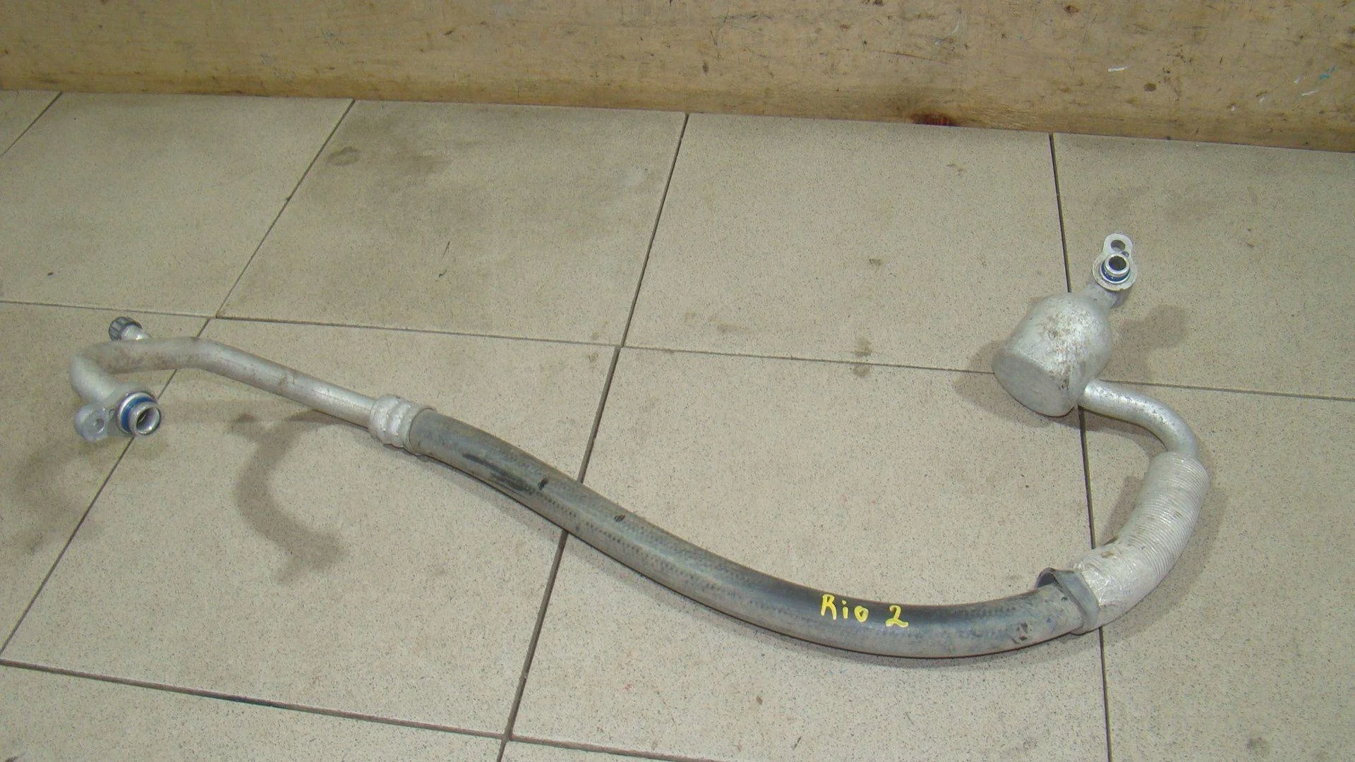 Трубка кондиционера Kia RIO II (JB) 2005-2011