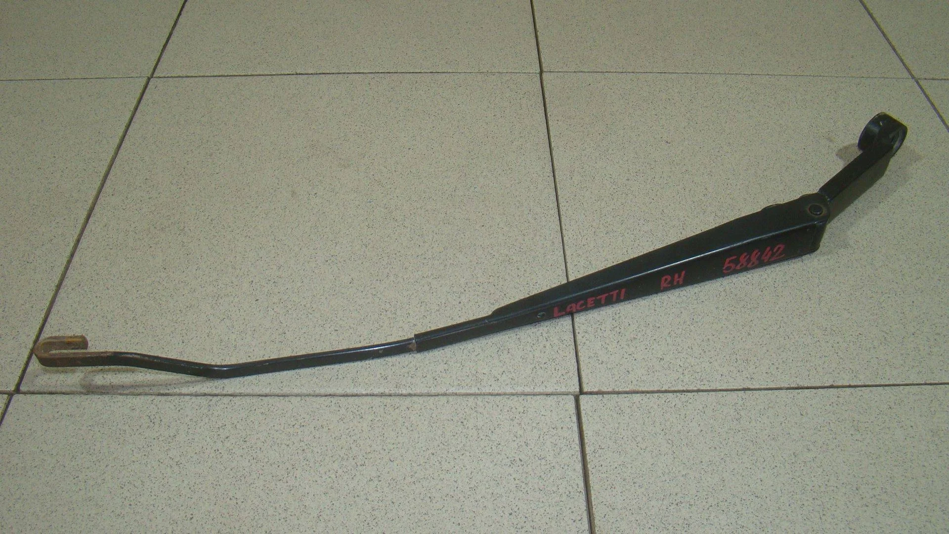 Поводок стеклоочистителя передний правый Chevrolet Lacetti (J200) 2002-2013