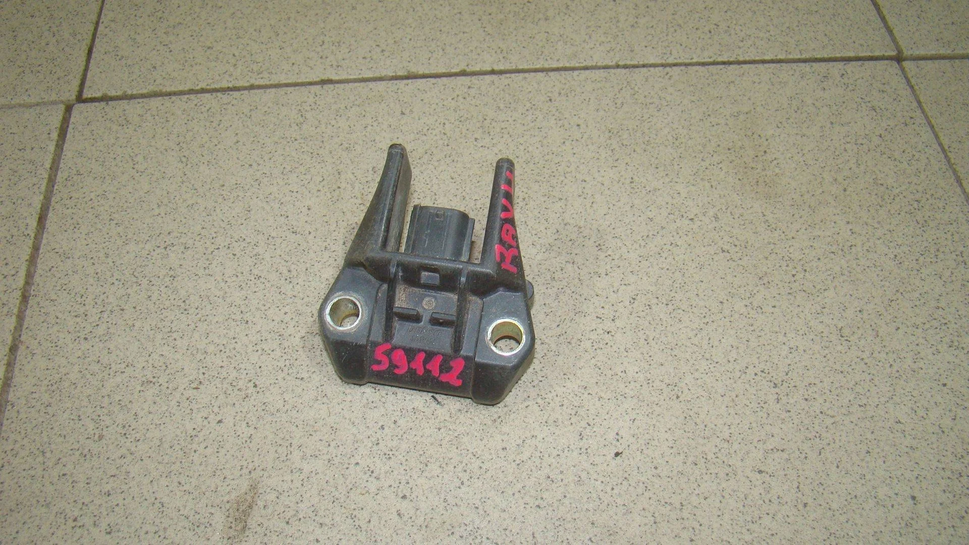 Датчик AIR BAG Toyota RAV4 (XA20) 2000-2005