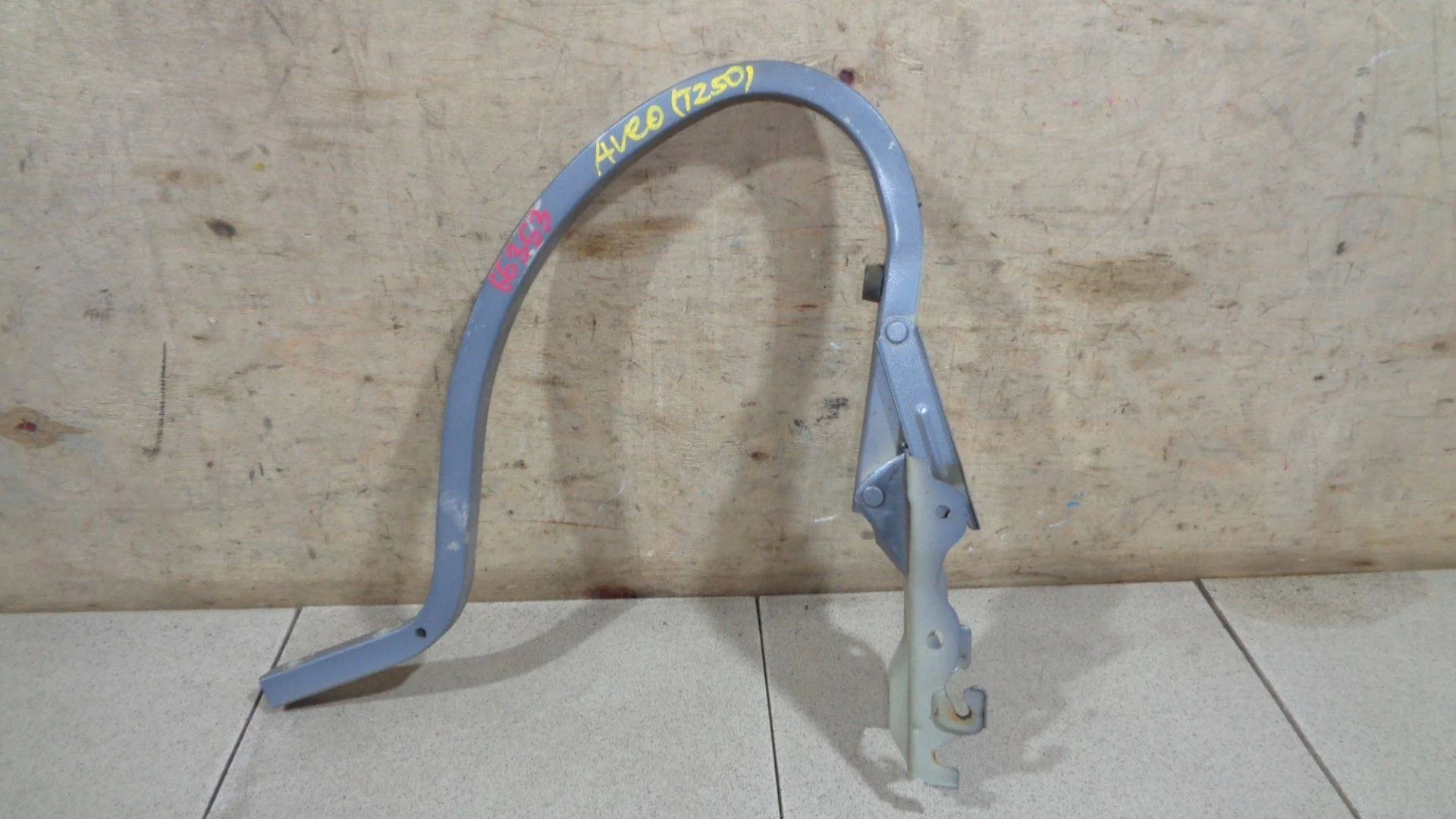 Петля крышки багажника Chevrolet Aveo (T250) 2008-2011