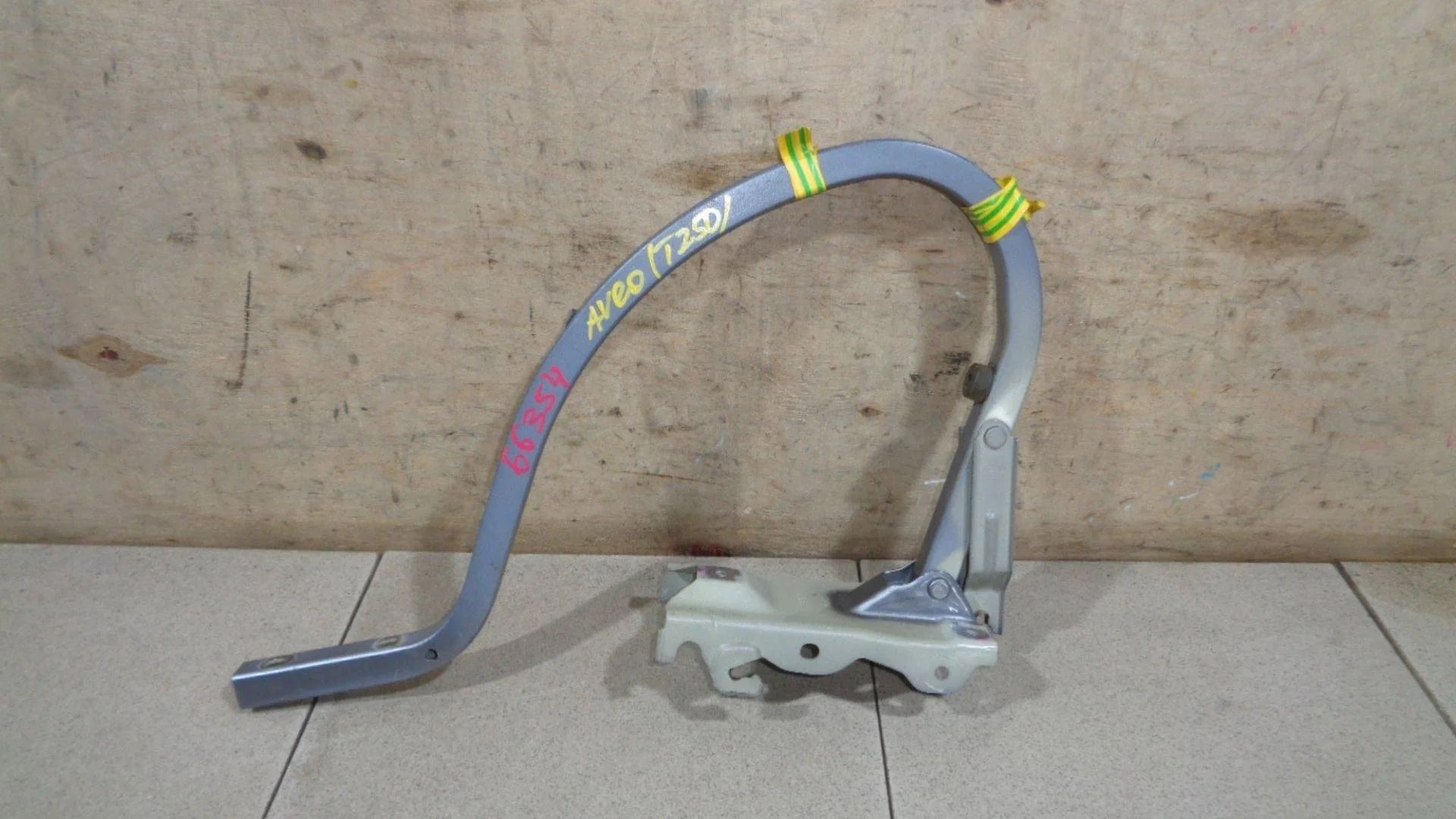 Петля крышки багажника Chevrolet Aveo (T250) 2008-2011