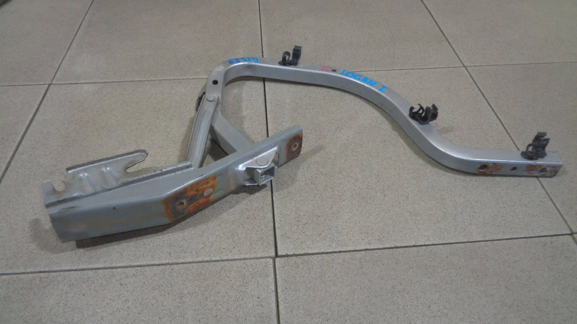 петля крышки багажника Renault Logan I 2005-2014