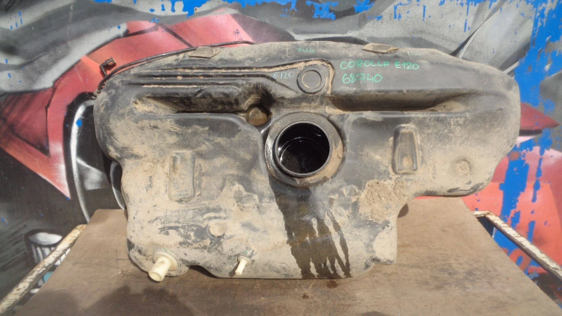 бак топливный Toyota Corolla (E120) 2000-2007
