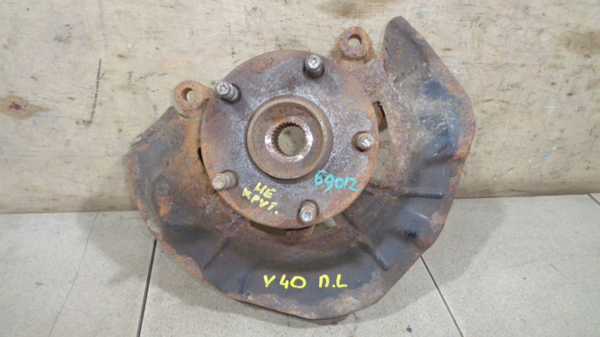 кулак поворотный Toyota Camry XV40 2006-2011