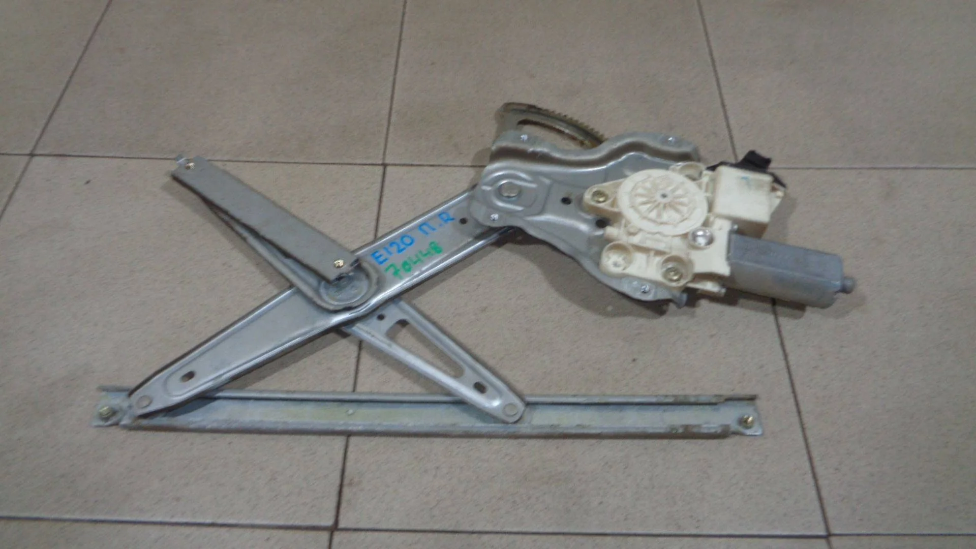 стеклоподъемник электр. Toyota Corolla (E120) 2000-2007