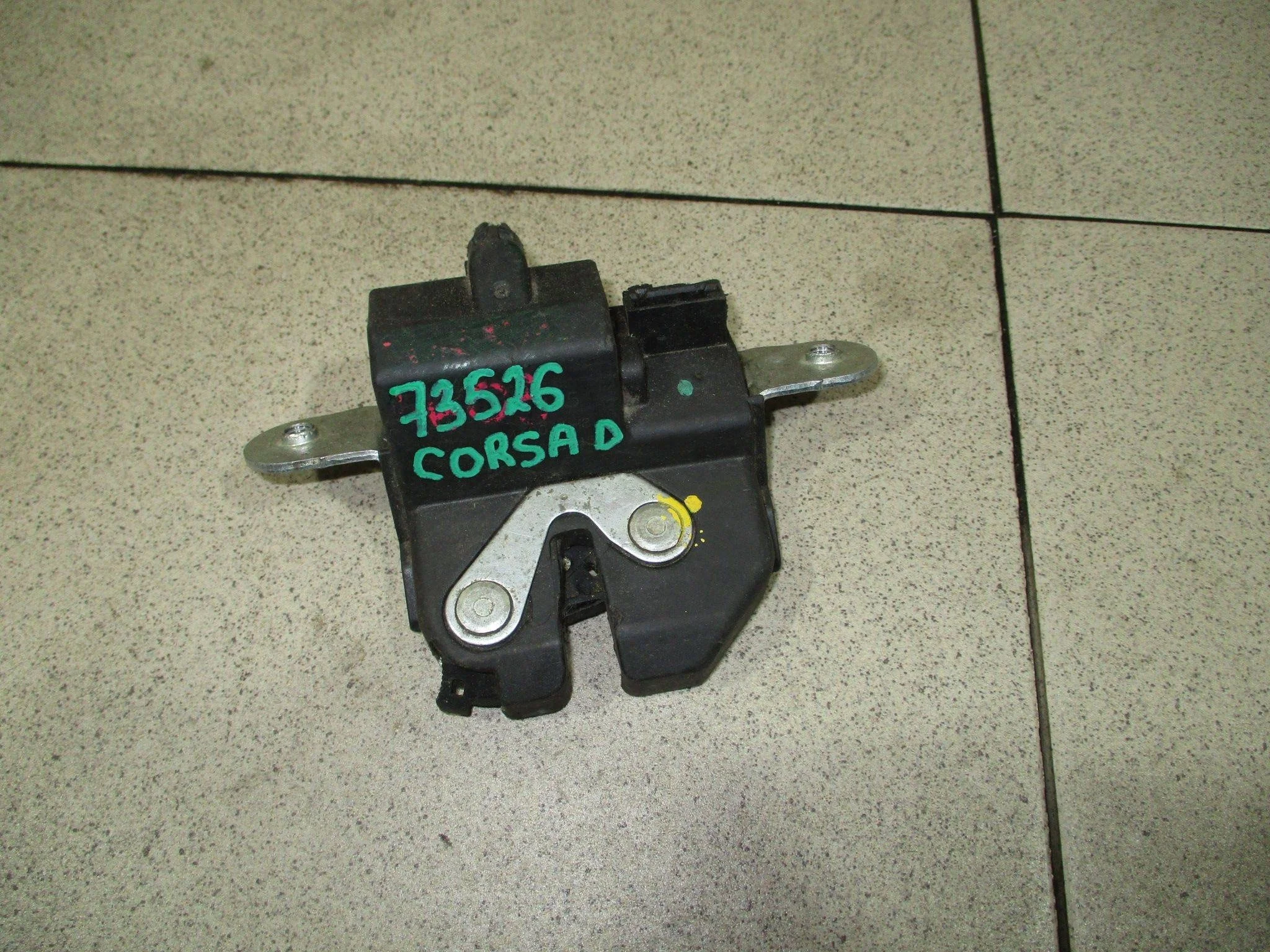 замок багажника Opel Corsa D 2006-2014