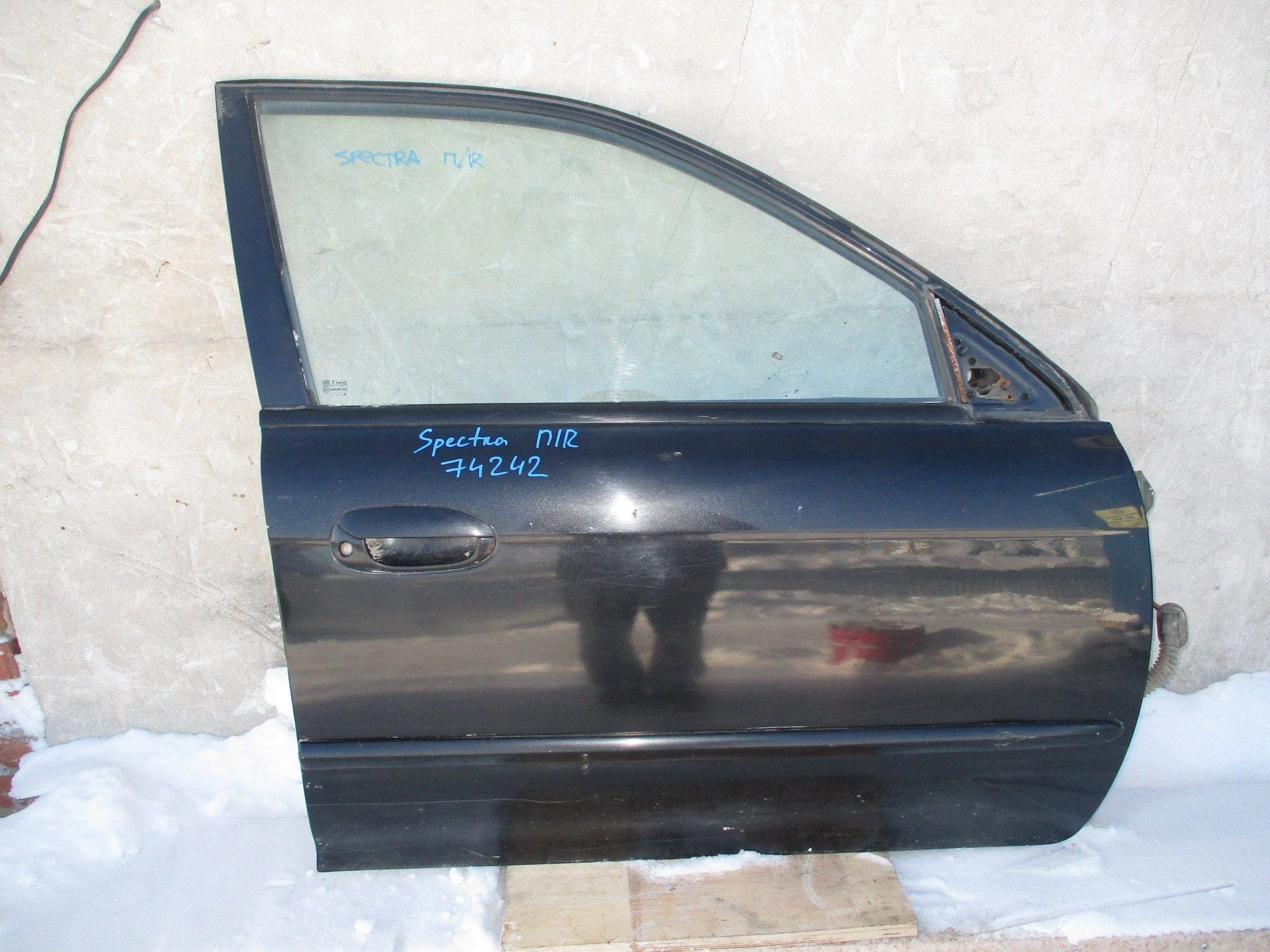 дверь Kia Spectra 2000-2011