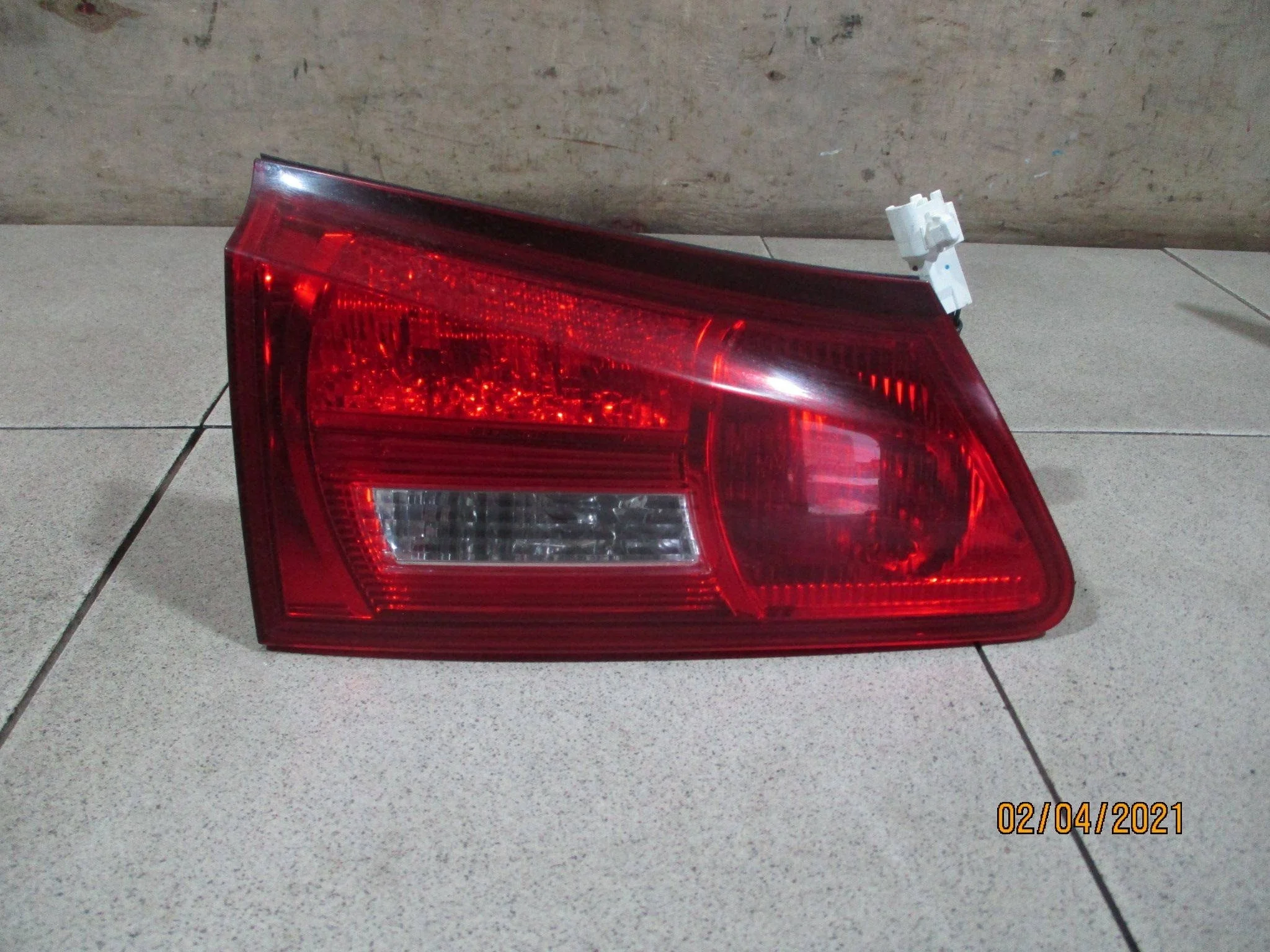 фонарь внутренний Lexus IS 200/220/250/300/350 (XE20) 2005-2013