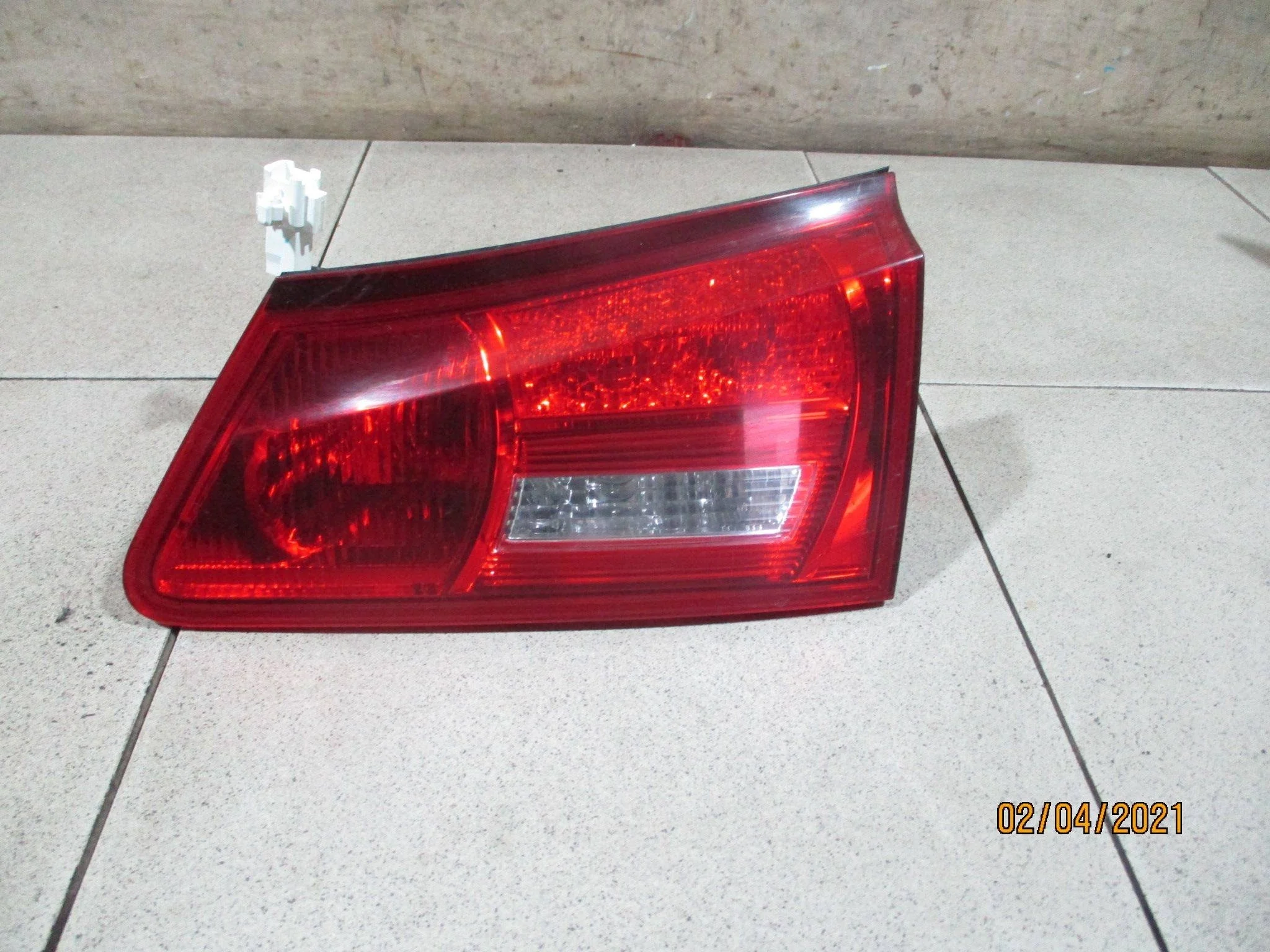 фонарь внутренний Lexus IS 200/220/250/300/350 (XE20) 2005-2013