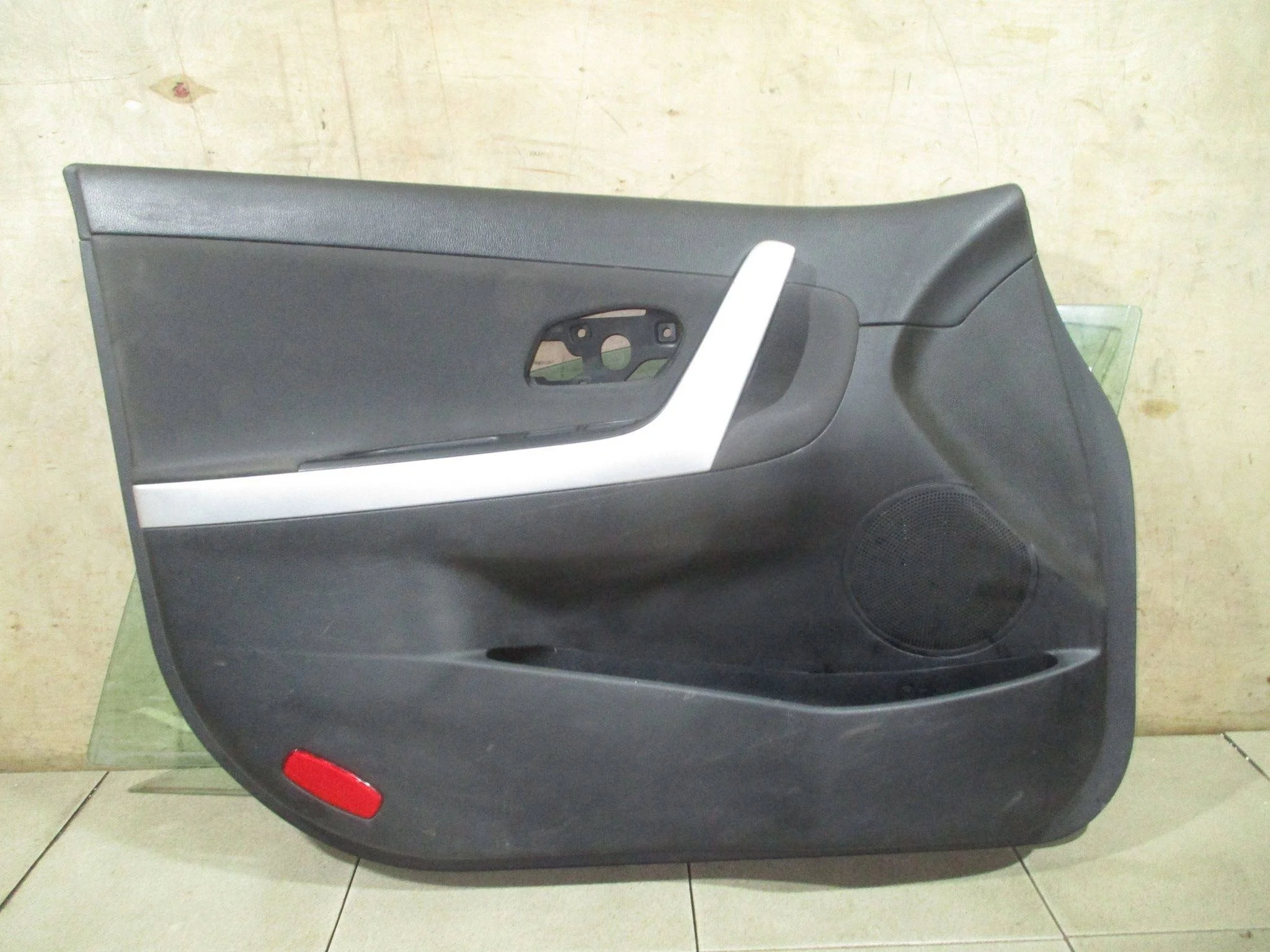 обшивка двери Kia Ceed II (JD) 2012-2018