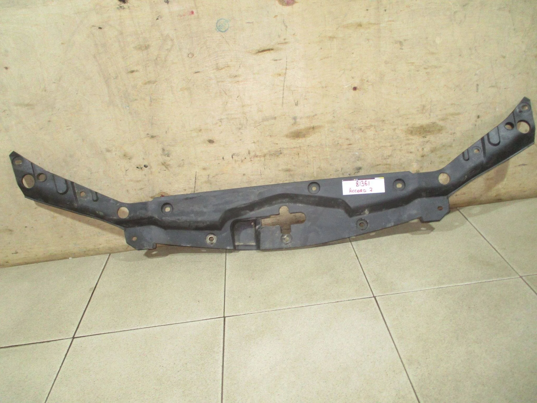 кожух замка капота Honda Accord VII 2002-2007