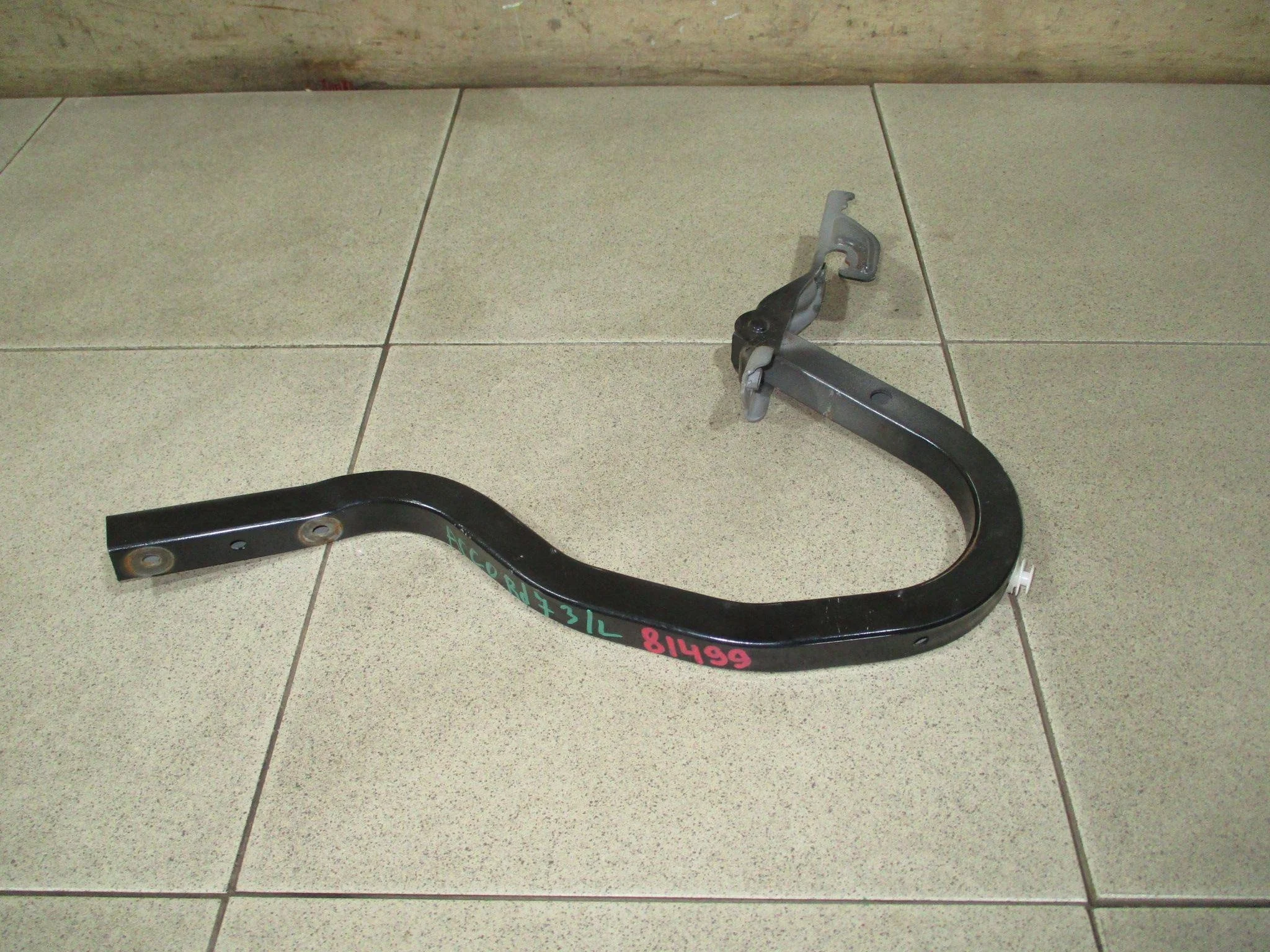 Петля крышки багажника Honda Accord VII 2002-2007