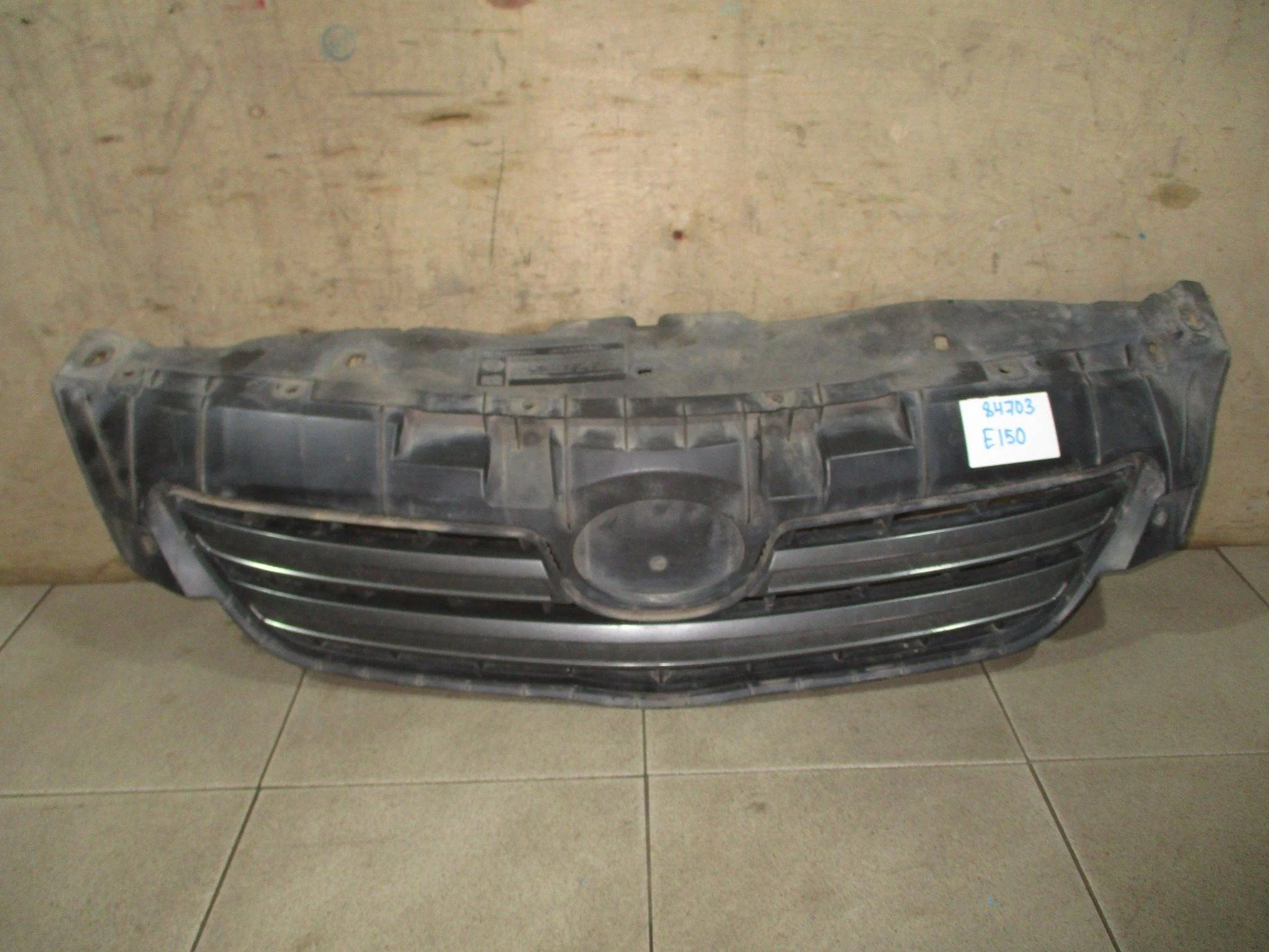 решетка радиатора Toyota Corolla (E150) 2006-2013