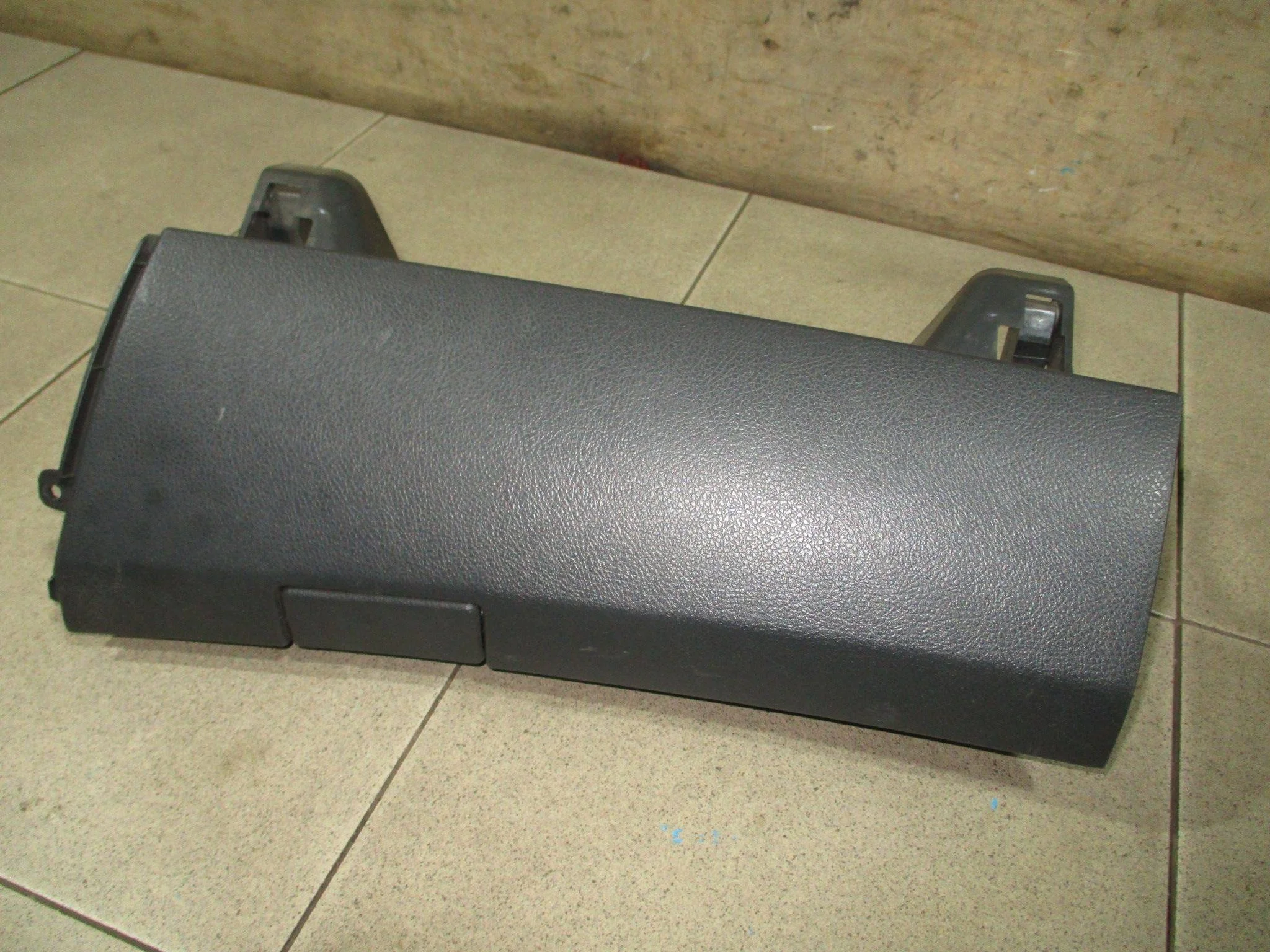 Бардачок Toyota Corolla (E150) 2006-2013